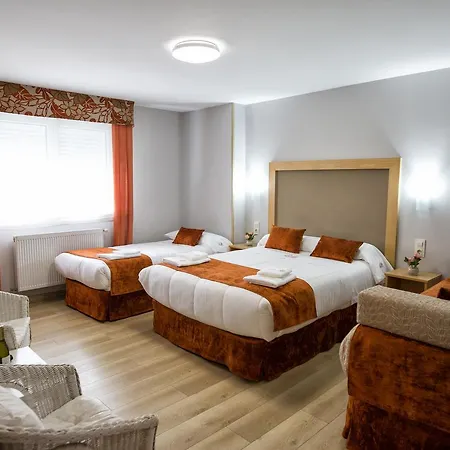 Maribel ゲストハウス 3*